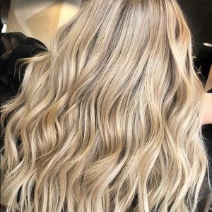 Zala Halo in Honey beach highlights.